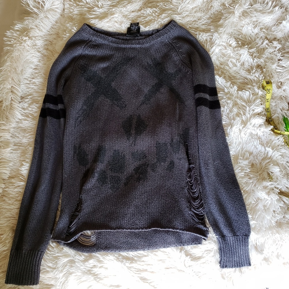 Suicide Squad Hot Topic Logo Sweater small